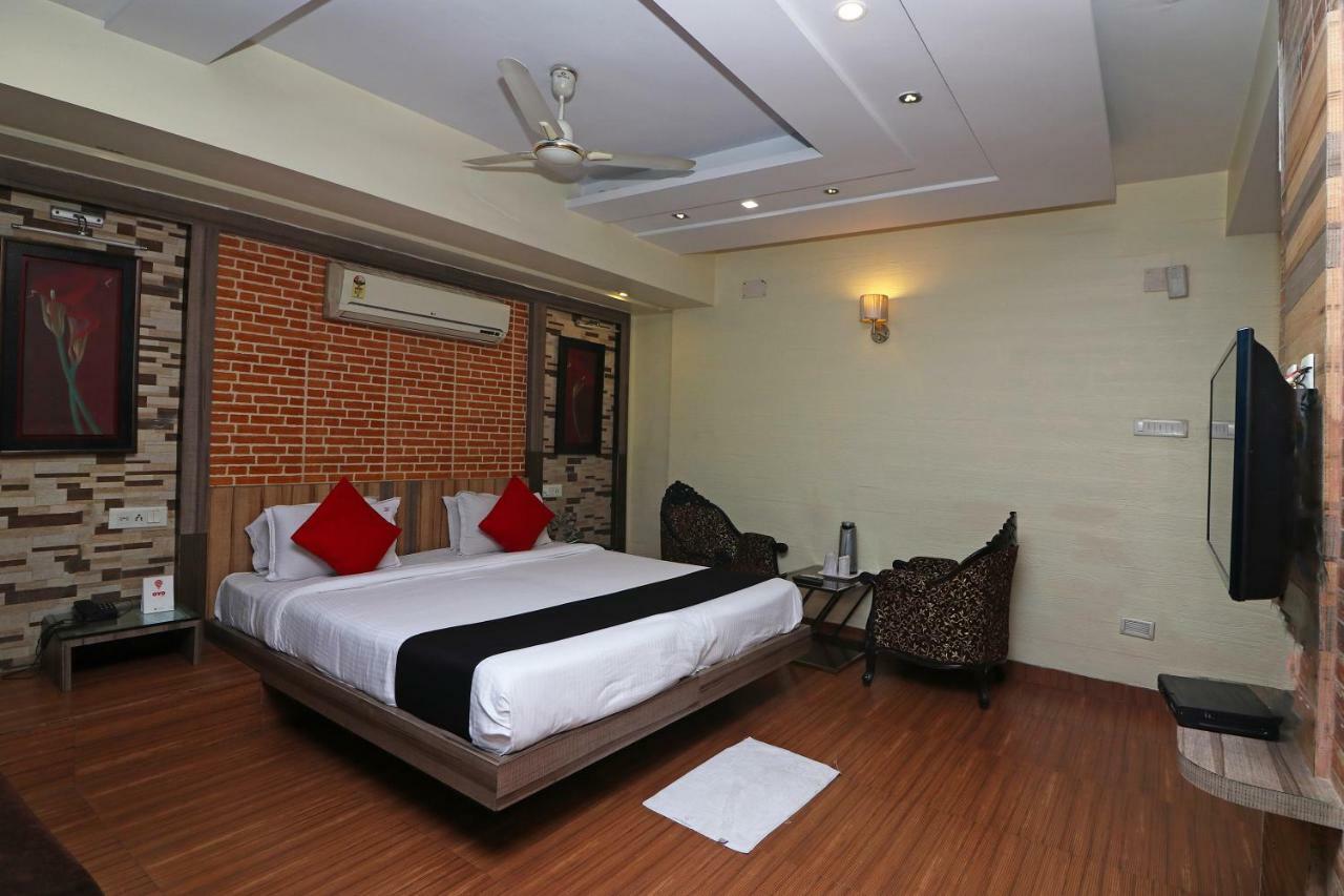 Hotel Heaven Kalkutta Exterior foto